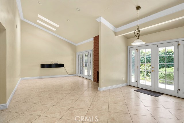 Detail Gallery Image 2 of 28 For 1725 Aspen Village Way, West Covina,  CA 91791 - 3 Beds | 2 Baths
