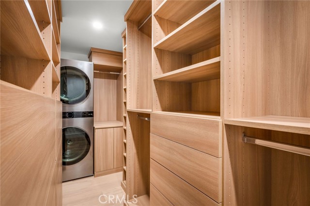 Detail Gallery Image 32 of 62 For 89 Bayview, Manhattan Beach,  CA 90266 - 3 Beds | 3/1 Baths