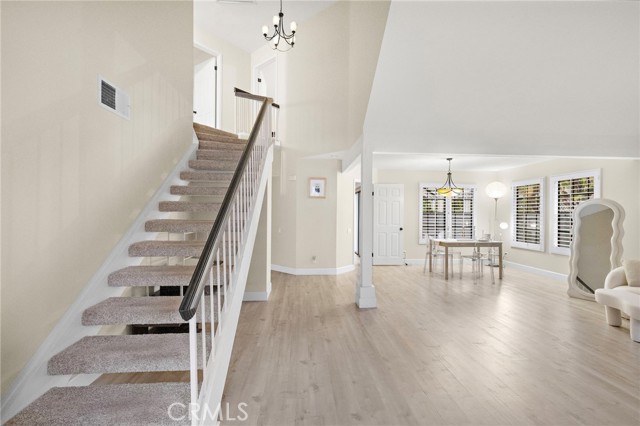 Detail Gallery Image 5 of 39 For 6 Fieldflower, Irvine,  CA 92614 - 3 Beds | 2/1 Baths