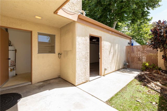 611 Lighthouse Way, Port Hueneme CA: https://media.crmls.org/medias/47f9d87d-fe6f-453b-a644-ca9c59737e3e.jpg