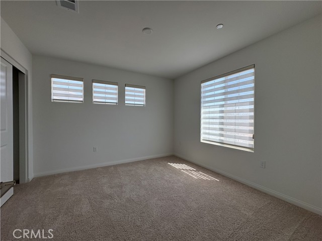 4216 South Hummingbird Paseo, Ontario CA: https://media.crmls.org/medias/47faa957-dfce-4bfc-b2e7-ad9713c03729.jpg