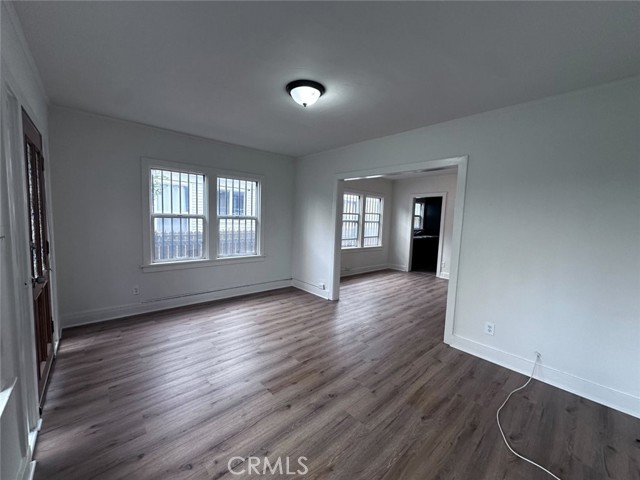 1805 W 35th Street, Los Angeles CA: https://media.crmls.org/medias/47fba92c-39ff-4c87-8f91-e6a4577d6de7.jpg