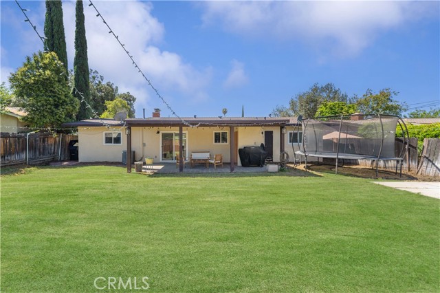 Detail Gallery Image 21 of 24 For 115 Doyle Ave, Redlands,  CA 92374 - 3 Beds | 1/1 Baths