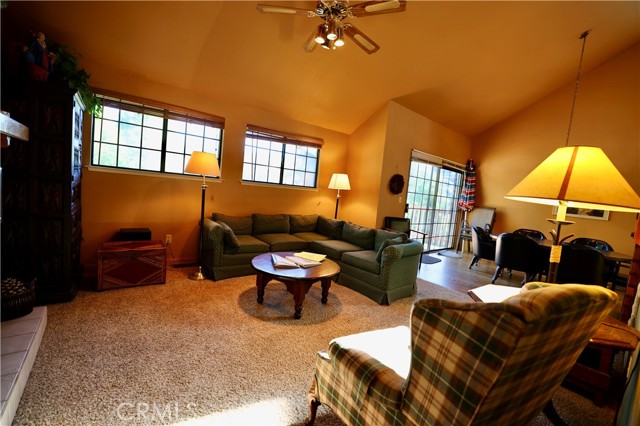 Detail Gallery Image 10 of 28 For 40547 Saddleback Rd, Bass Lake,  CA 93604 - 3 Beds | 2/1 Baths