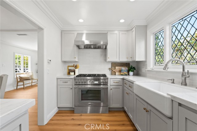 340 Broadway, Costa Mesa CA: https://media.crmls.org/medias/47fe5db2-d4bf-411f-9921-17aed2b835ef.jpg