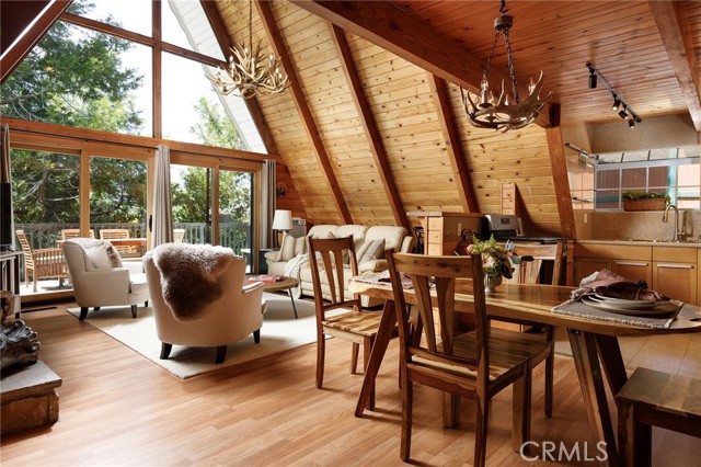 Front Image Thumbnail for CRIG26084378