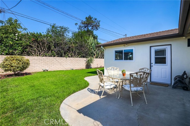 20071 Moontide Circle, Huntington Beach CA: https://media.crmls.org/medias/47fed0f3-818e-4734-a57e-9da06e7a88c2.jpg