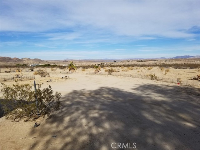 Detail Gallery Image 16 of 17 For 69414 Two Mile Rd, Twentynine Palms,  CA 92277 - 4 Beds | 2 Baths