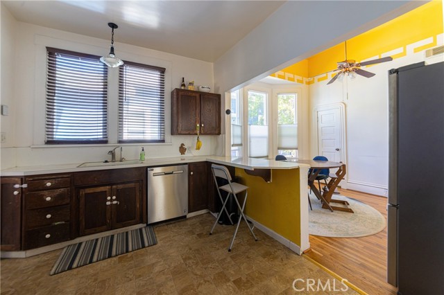 Detail Gallery Image 15 of 52 For 320 W 21st St, Merced,  CA 95340 - 4 Beds | 2 Baths