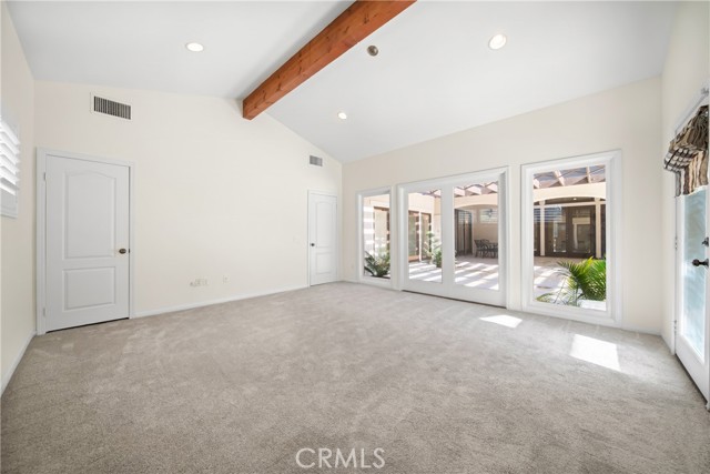 9394 Gum Tree Drive, Corona CA: https://media.crmls.org/medias/47ffe48f-4593-462c-8515-d54281ced3f0.jpg