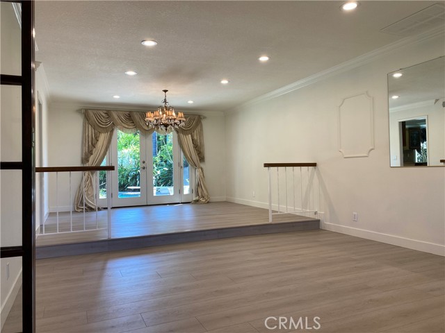 2072 Maverick Circle, La Verne CA: https://media.crmls.org/medias/47fff342-8294-4ba6-a30e-964b49b9c8aa.jpg