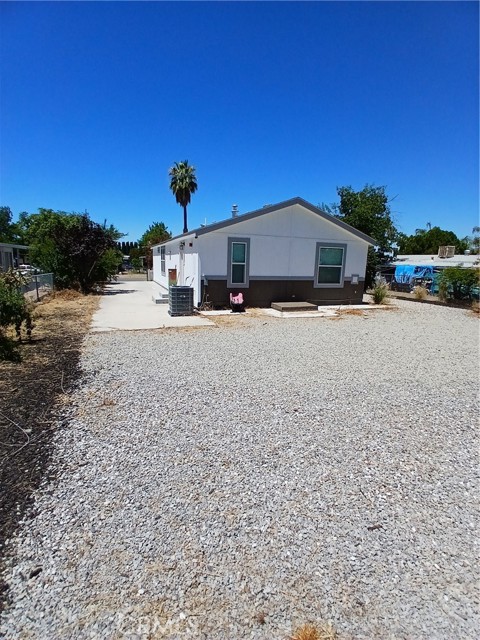 25382 Wanda Lane, Hemet CA: https://media.crmls.org/medias/4800596b-c04f-4514-bb89-b2ece96370b2.jpg