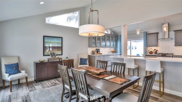 204 Calle Del Juego, San Clemente CA: https://media.crmls.org/medias/4800b35d-4580-4dea-bb1a-395f6850f109.jpg