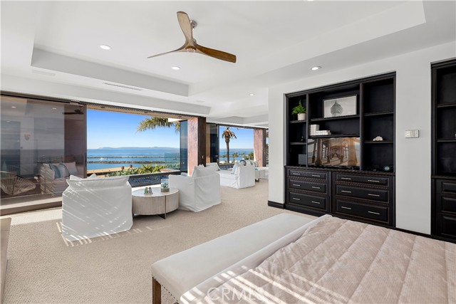 Detail Gallery Image 22 of 34 For 3308 Ocean Bld, Corona Del Mar,  CA 92625 - 5 Beds | 6/2 Baths