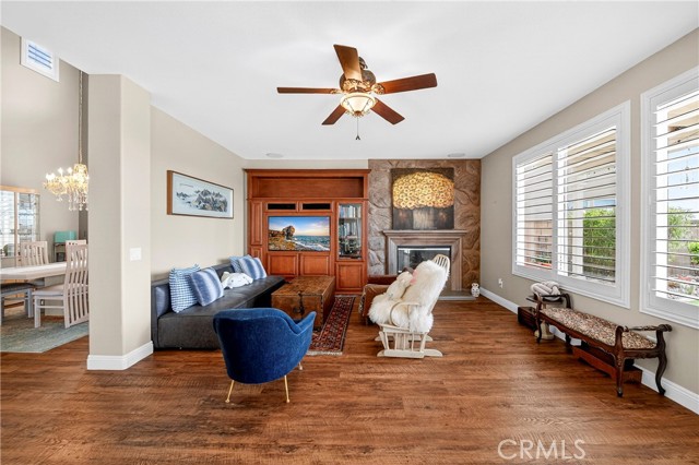 Detail Gallery Image 16 of 63 For 26227 Bay Fig, Murrieta,  CA 92562 - 5 Beds | 3 Baths