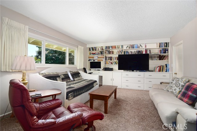 Detail Gallery Image 21 of 48 For 4510 Triste Pl, Tarzana,  CA 91356 - 4 Beds | 3 Baths