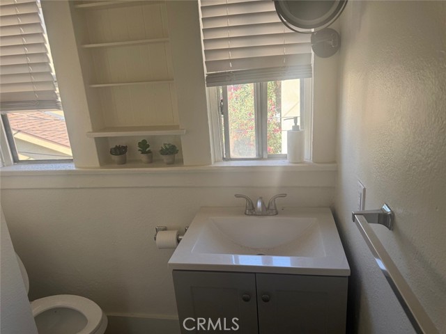 Detail Gallery Image 22 of 26 For 788 E 40th Pl, Los Angeles,  CA 90011 - 3 Beds | 2 Baths