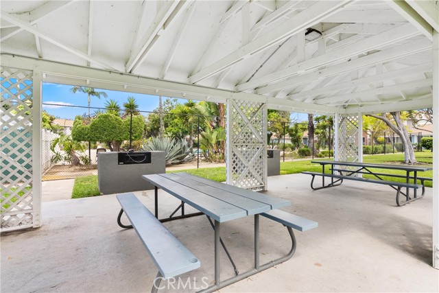 19817 RAMSGATE Lane, Huntington Beach CA: https://media.crmls.org/medias/4804d229-b210-406a-b99d-b0d7b9423ce7.jpg