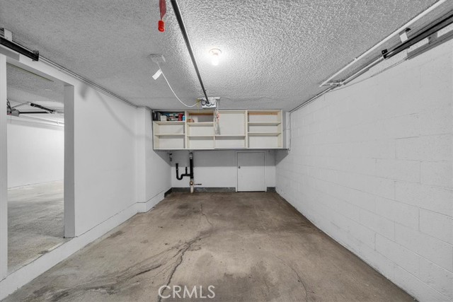 1814 Thayer Avenue, Los Angeles CA: https://media.crmls.org/medias/480569e4-71b8-4ba5-bc92-3d48fa4e9a89.jpg