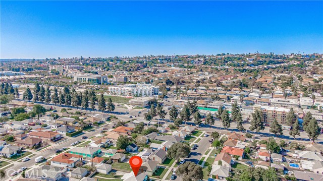 3834 West Boulevard, Los Angeles CA: https://media.crmls.org/medias/48059d5f-d062-4bcf-9bd8-b542916ed97e.jpg