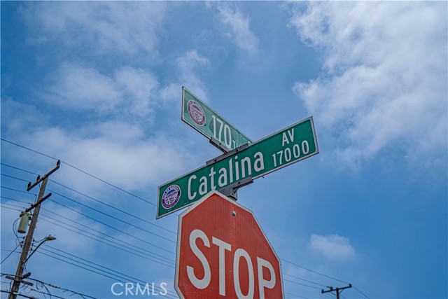 17002 S Catalina Avenue, Gardena CA: https://media.crmls.org/medias/480614f8-bfaa-40ff-9688-46a6a62ceeb9.jpg