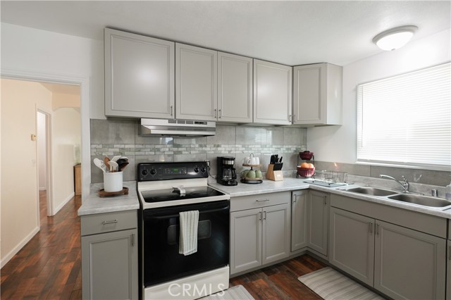 1590 1st Street, Atwater CA: https://media.crmls.org/medias/480636cf-c38e-4b90-b4b3-bfbee6c5e7e7.jpg