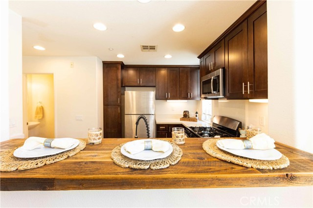 Detail Gallery Image 9 of 42 For 40190 Rosewell Ct, Temecula,  CA 92591 - 3 Beds | 3/1 Baths