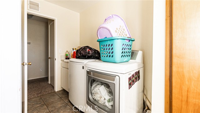 Detail Gallery Image 16 of 38 For 22993 Eyota, Apple Valley,  CA 92308 - 4 Beds | 2 Baths