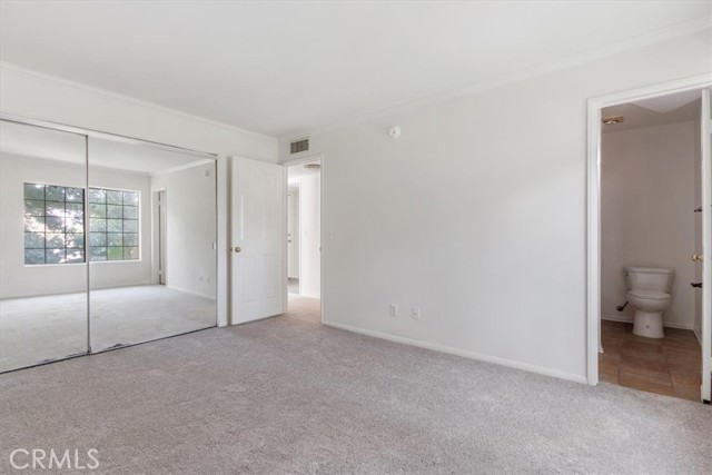 Detail Gallery Image 16 of 21 For 18640 Collins St #220,  Tarzana,  CA 91356 - 2 Beds | 2 Baths