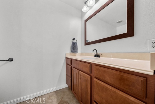 Detail Gallery Image 21 of 35 For 26758 Claudette St #427,  Canyon Country,  CA 91351 - 2 Beds | 2 Baths