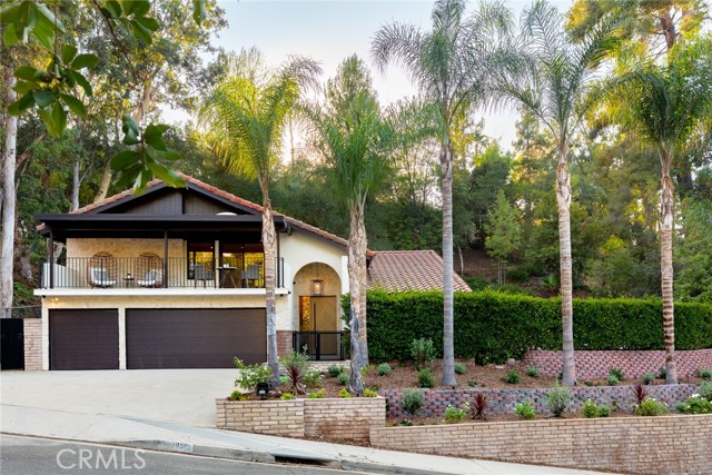4885 Winnetka Avenue, Woodland Hills CA: https://media.crmls.org/medias/4806dba6-8bda-43f0-aaeb-dc2816f045f8.jpg
