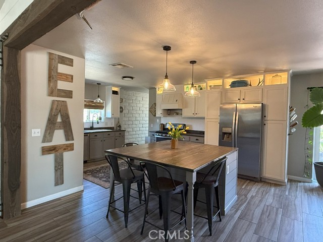 Detail Gallery Image 17 of 42 For 17857 Main St, Hesperia,  CA 92345 - 4 Beds | 3 Baths