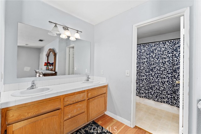 Detail Gallery Image 16 of 27 For 3360 Winstrom St, Riverside,  CA 92504 - 3 Beds | 2 Baths