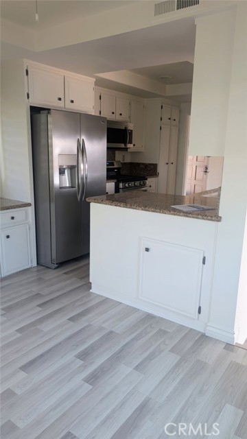 Detail Gallery Image 9 of 21 For 27784 Deya #7,  Mission Viejo,  CA 92692 - 2 Beds | 2 Baths