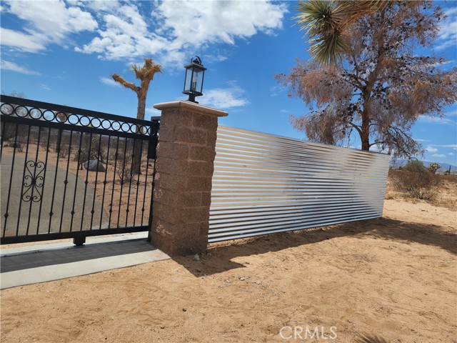 Detail Gallery Image 11 of 38 For 59375 Stearman Rd, Landers,  CA 92285 - 3 Beds | 2 Baths