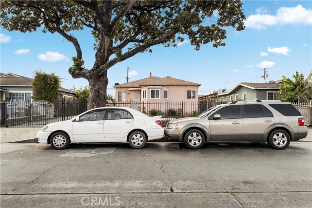 Detail Gallery Image 6 of 10 For 1538 W 85th St, Los Angeles,  CA 90047 - – Beds | – Baths