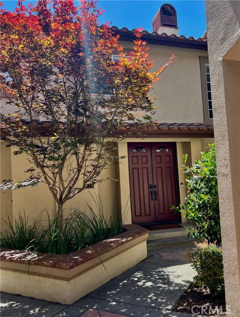 Detail Gallery Image 1 of 19 For 121 Pasto Rico, Rancho Santa Margarita,  CA 92688 - 2 Beds | 2/1 Baths