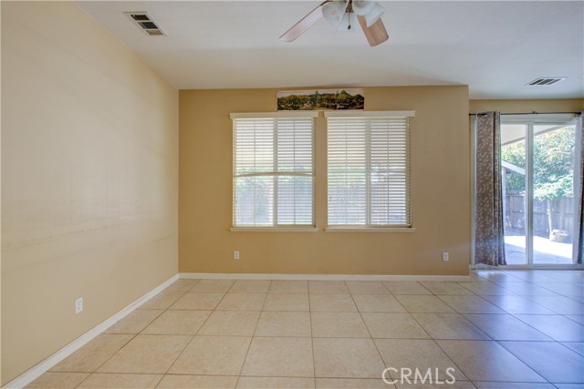 Detail Gallery Image 15 of 55 For 1492 Antioch Ct, Merced,  CA 95348 - 5 Beds | 2/1 Baths