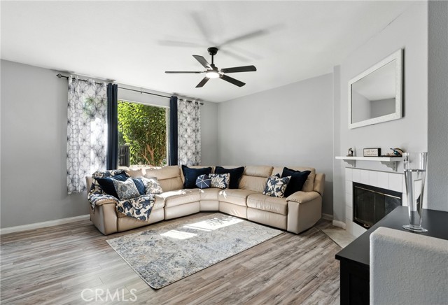 1063 Blackburn Way, Hemet CA: https://media.crmls.org/medias/480ba092-4918-4945-af57-371a48f3563b.jpg