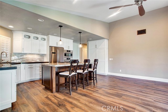 2963 Falconberg Drive, La Verne CA: https://media.crmls.org/medias/480c37ca-2644-4ba0-a71a-d99a00956d1e.jpg