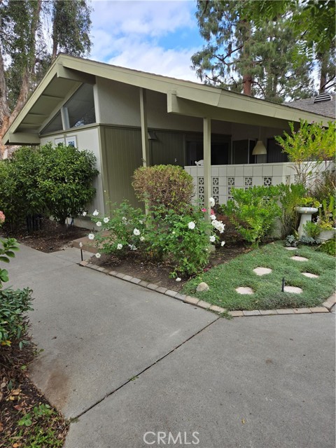 Detail Gallery Image 1 of 1 For 193 Avenida Majorca a,  Laguna Woods,  CA 92637 - 2 Beds | 1/1 Baths