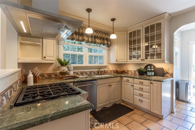 Detail Gallery Image 12 of 29 For 1443 Iris St, San Luis Obispo,  CA 93401 - 2 Beds | 2 Baths