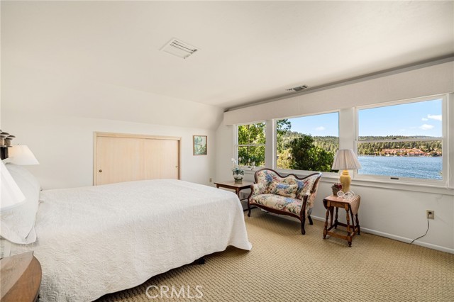 316 John Muir, Lake Arrowhead CA: https://media.crmls.org/medias/480ca756-1ca1-4079-82ea-0aae3352b620.jpg