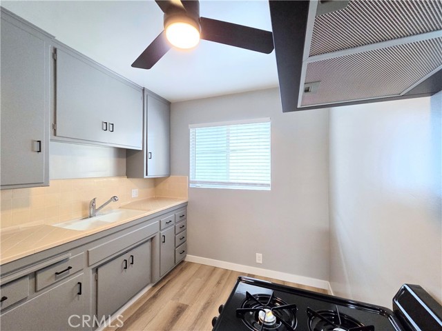 617 Cedar Avenue, Long Beach CA: https://media.crmls.org/medias/480d7938-c26b-480a-944d-13095a1c94aa.jpg