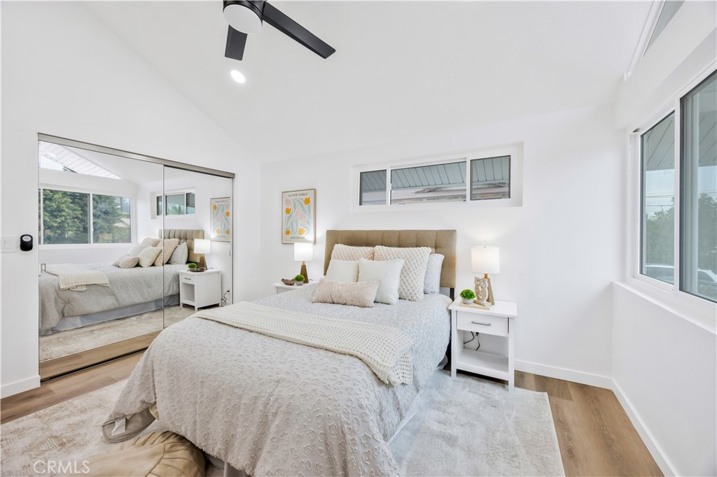 MLS #OC25260126 image #19