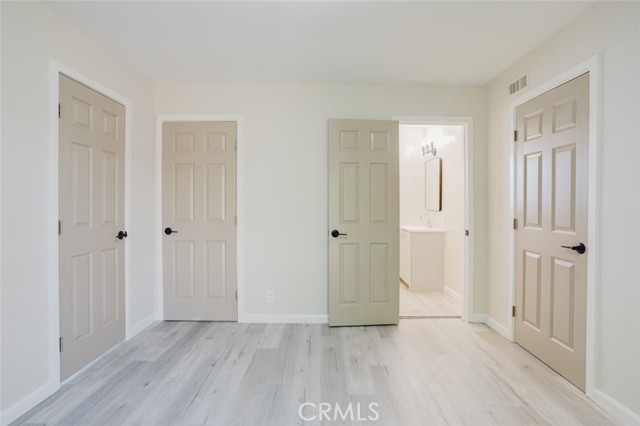 9709 Willis Avenue photo 31
