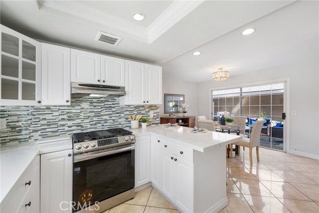 Detail Gallery Image 18 of 60 For 20 Sacramento, Irvine,  CA 92604 - 3 Beds | 2/1 Baths