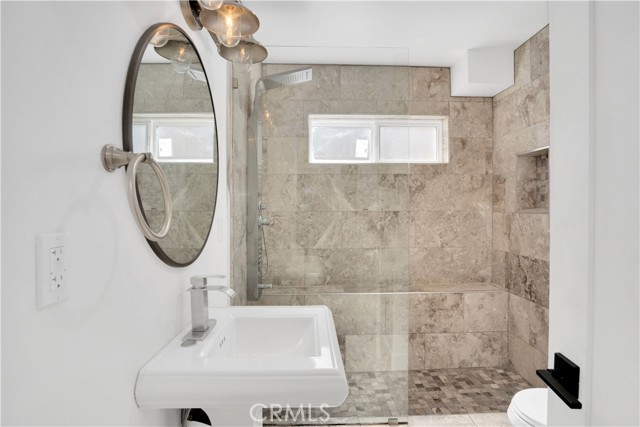 Detail Gallery Image 13 of 16 For 27001 Calle Juanita #B,  Dana Point,  CA 92624 - 1 Beds | 1 Baths
