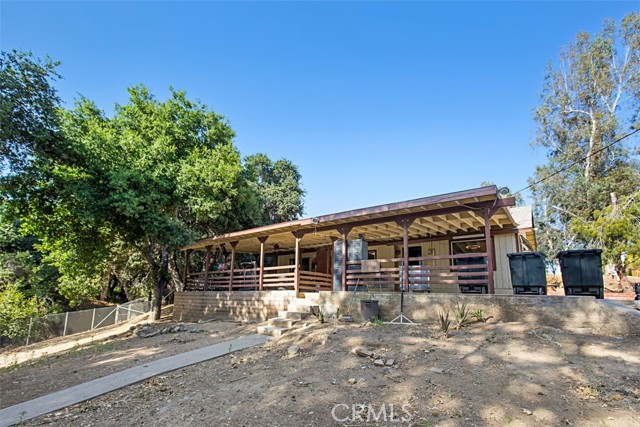 Detail Gallery Image 3 of 39 For 23550 Oak Circle Dr, Wildomar,  CA 92595 - 4 Beds | 3 Baths