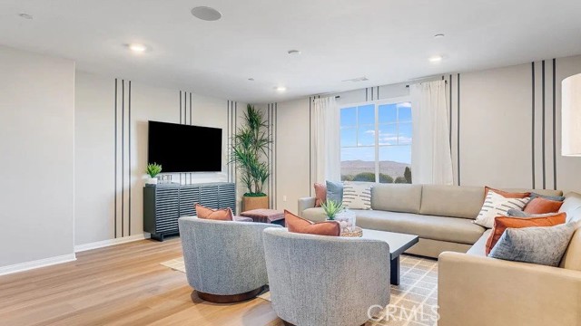 Detail Gallery Image 15 of 26 For 14225 Rollins St, Hesperia,  CA 92345 - 5 Beds | 3/1 Baths